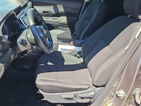 Used 2023 Nissan Kicks S image 13