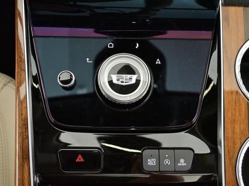 Used 2025 Cadillac Escalade Sport Platinum w/ LPO, ONYX Package image 43