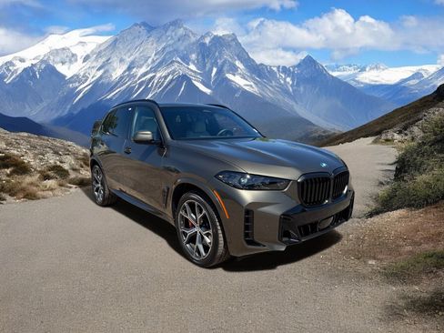 Used 2026 BMW X5 xDrive50e w/ M Sport Package AWD/4WD image 7