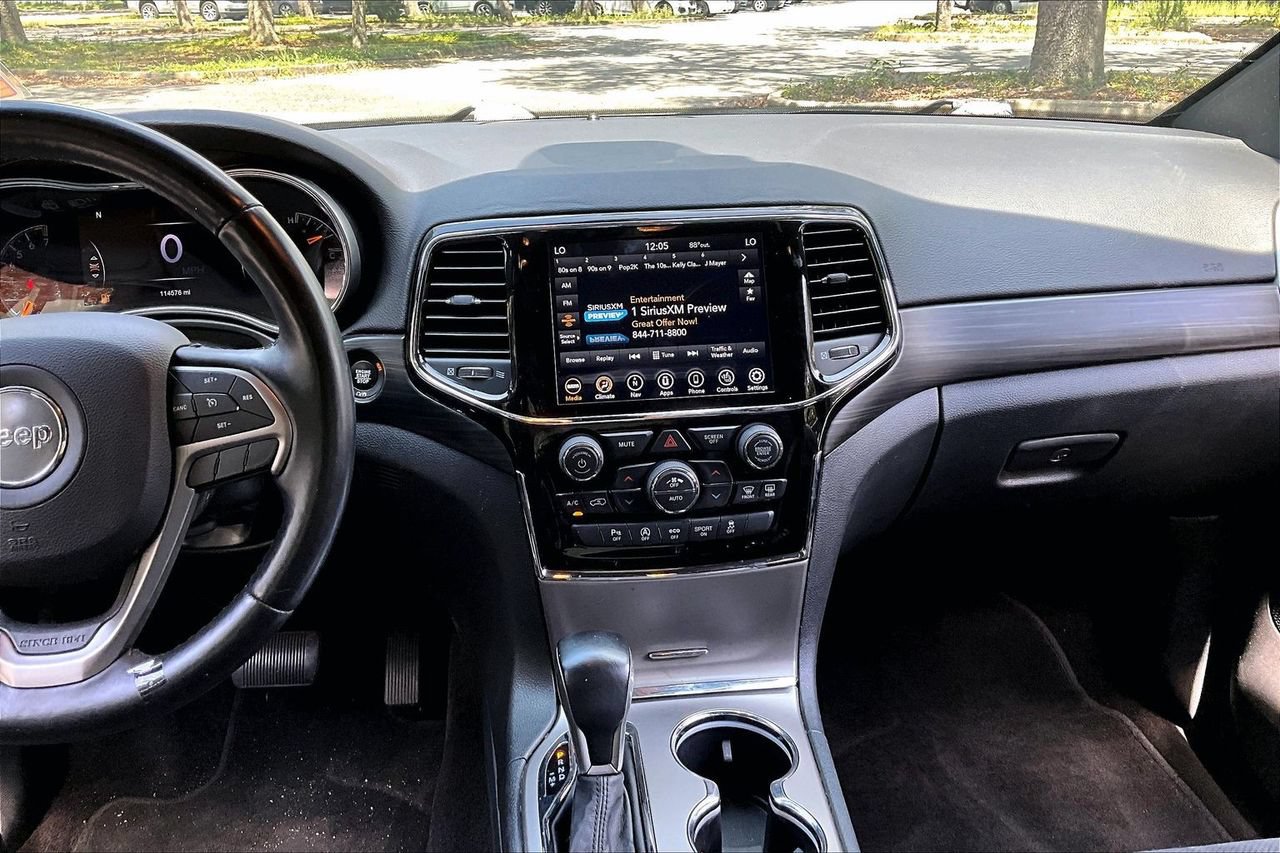 Used 2019 Jeep Grand Cherokee Altitude AWD/4WD image 9