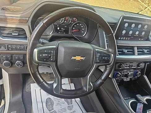 Used 2021 Chevrolet Tahoe LT w/ Luxury Package image 13