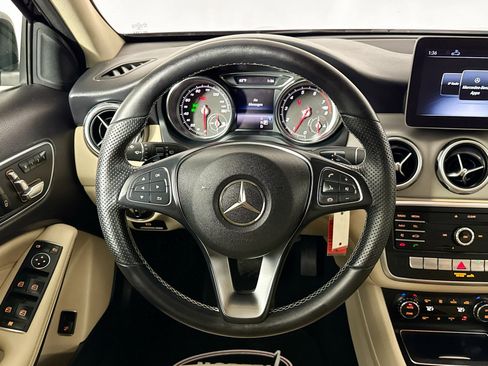 Used 2019 Mercedes-Benz GLA 250 image 23