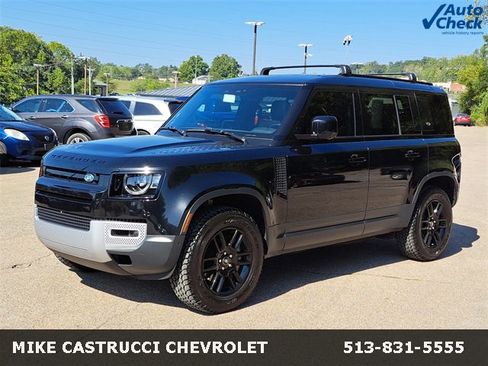 Used 2024 Land Rover Defender 110 S image 1