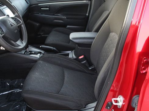 Used 2020 Mitsubishi Outlander Sport ES image 17