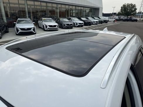 Certified 2023 Cadillac XT5 Premium Luxury AWD/4WD image 14