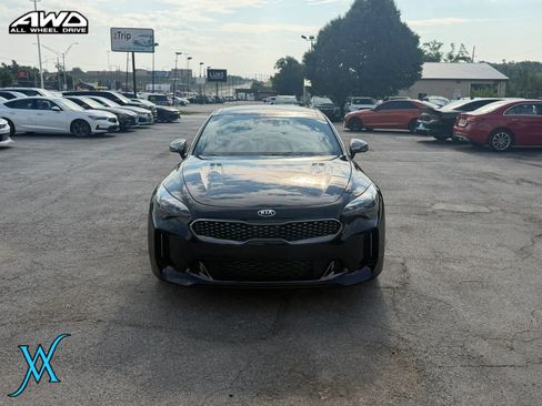 Used 2019 Kia Stinger GT2 AWD/4WD image 2