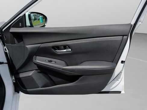 Used 2020 Nissan Sentra SV FWD image 23