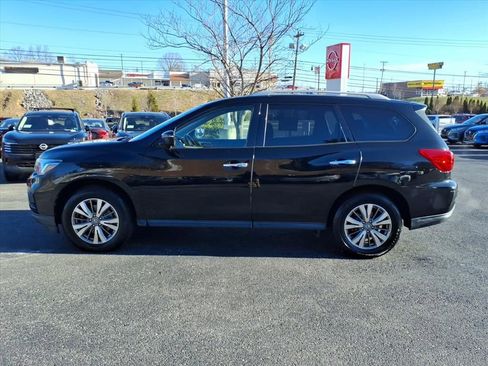 Used 2019 Nissan Pathfinder SV image 11