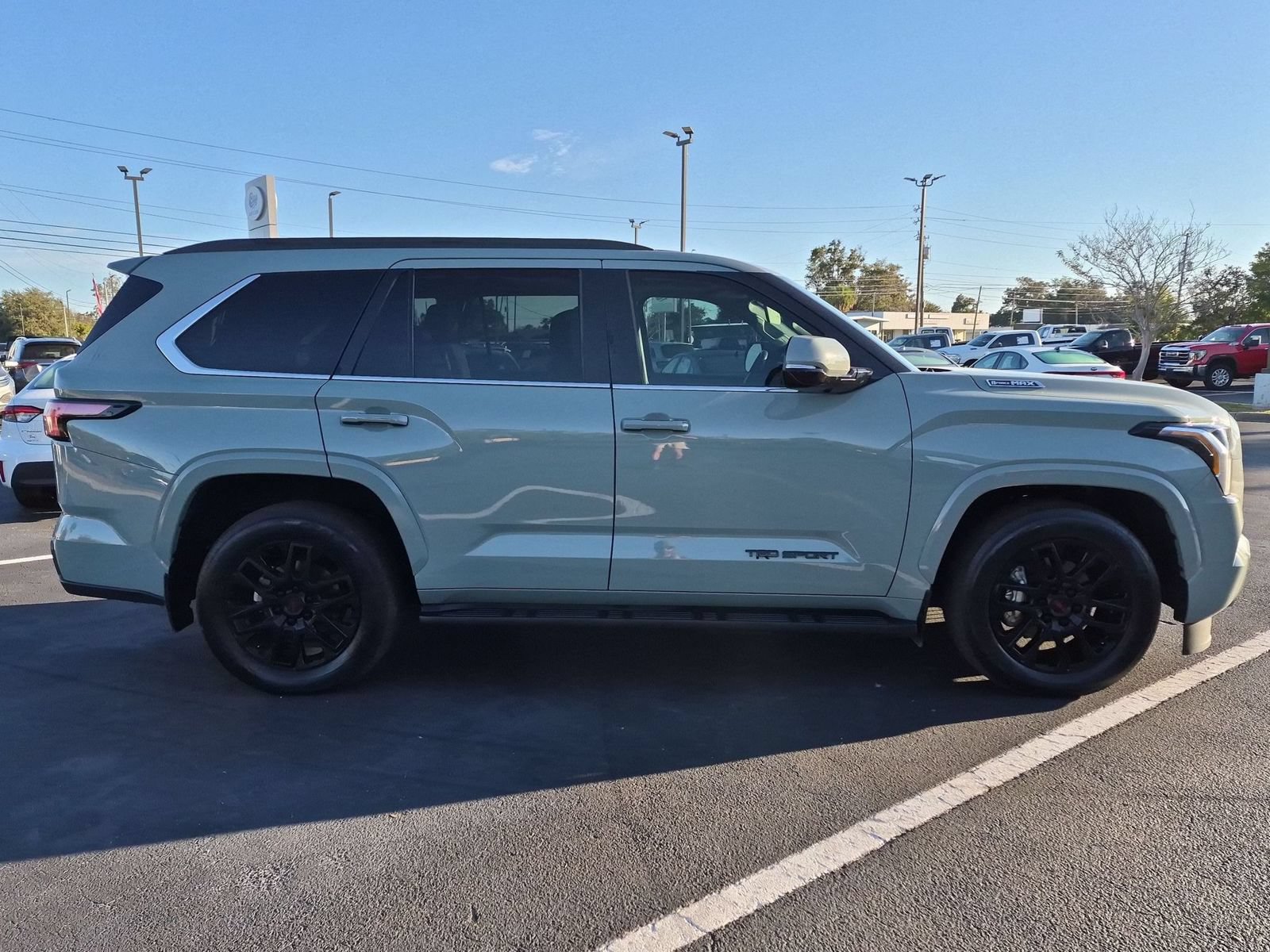 Used 2024 Toyota Sequoia SR5 w/ SR5 Premium Package AWD/4WD image 4