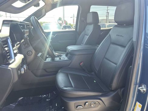 Used 2024 GMC Sierra 1500 Denali w/ Technology Package AWD/4WD image 19
