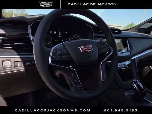 New 2026 Cadillac XT5 Premium Luxury AWD/4WD image 18