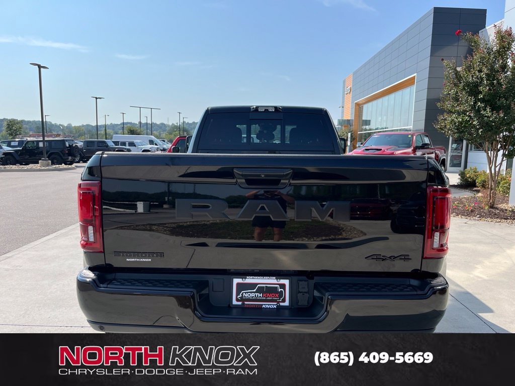 New 2027 RAM 3500 Big Horn AWD/4WD image 19