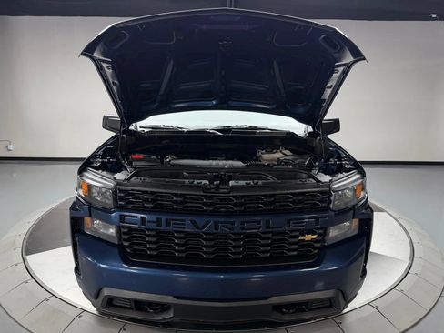 Used 2022 Chevrolet Silverado 1500 Custom AWD/4WD image 9