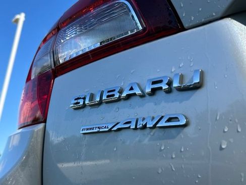 Used 2016 Subaru Outback 2.5i Limited AWD/4WD image 13