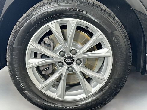 Used 2025 Audi Q3 2.0T Premium w/ Convenience Package image 11