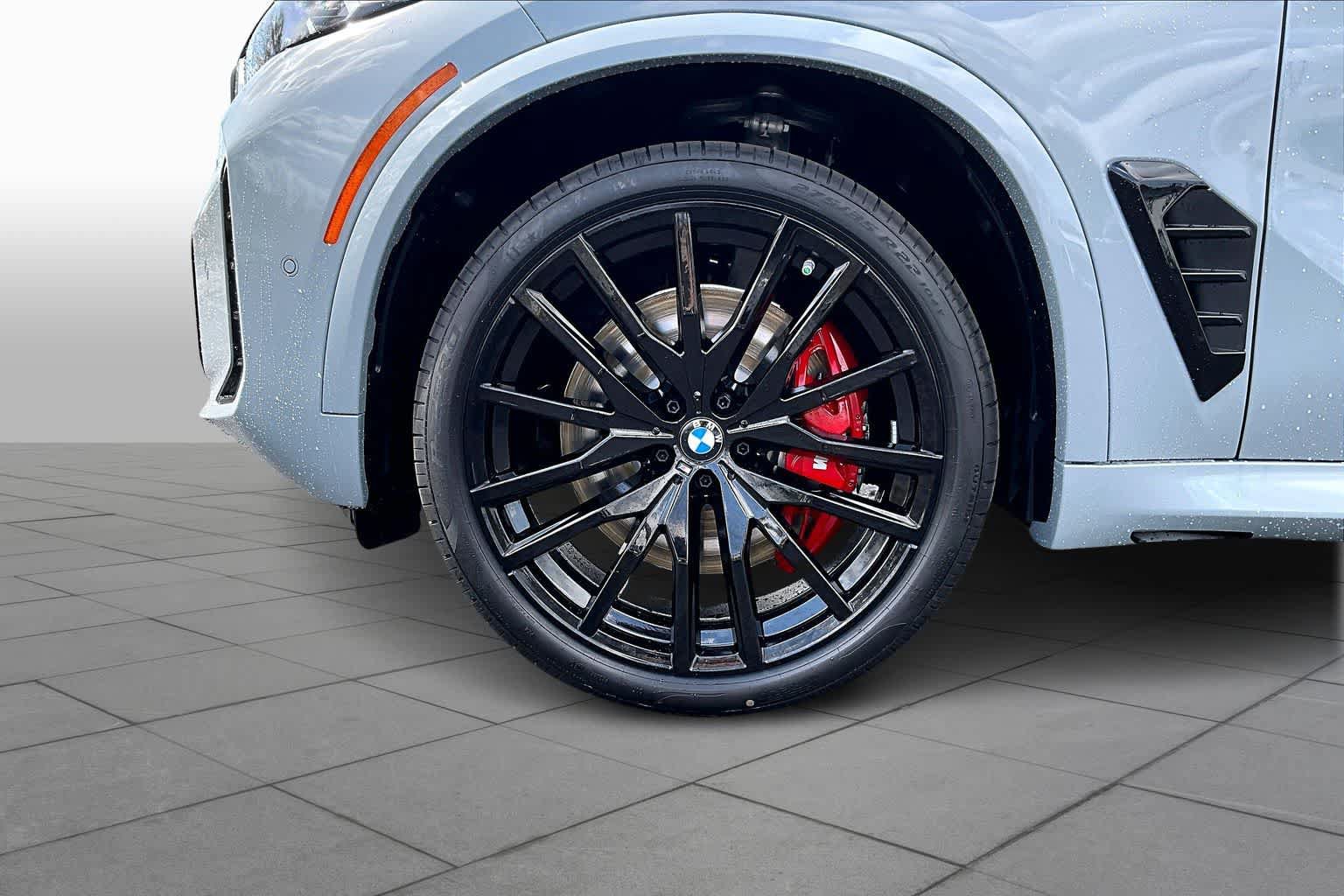 Used 2026 BMW X5 M60i AWD/4WD image 11