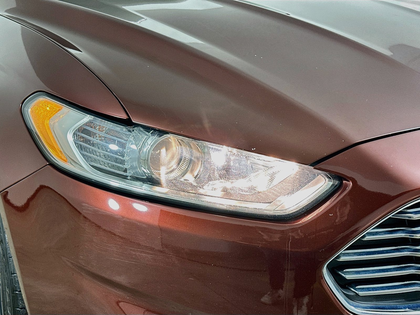 Used 2016 Ford Fusion SE w/ Equipment Group 202A AWD/4WD image 9
