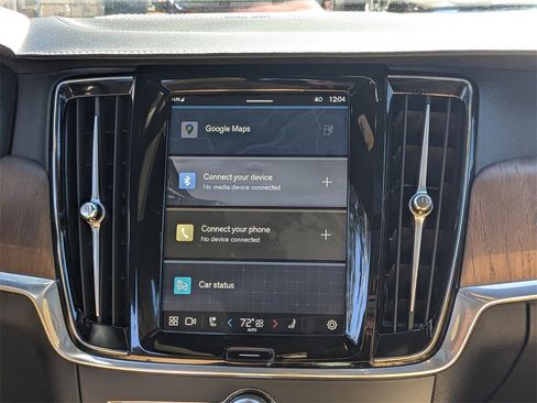 Certified 2024 Volvo S90 T8 Ultimate w/ Lounge Package image 13