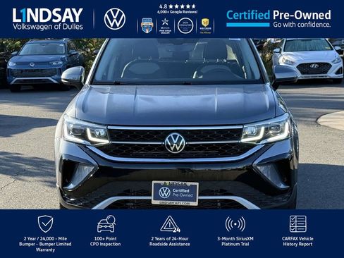 Certified 2022 Volkswagen Taos SEL w/ Panoramic Sunroof Package image 3