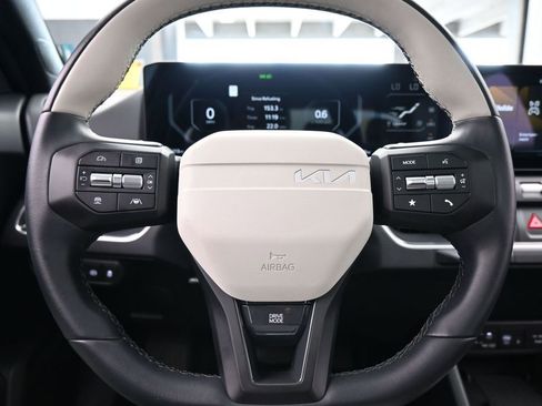 Used 2025 Kia K4 GT-Line w/ GT-Line Premium Package FWD image 30