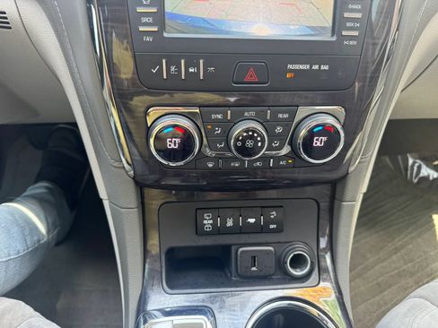 Used 2016 Buick Enclave Convenience w/ Trailering Package FWD image 21