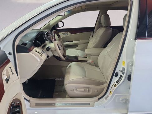 Used 2011 Toyota Avalon Limited FWD image 11