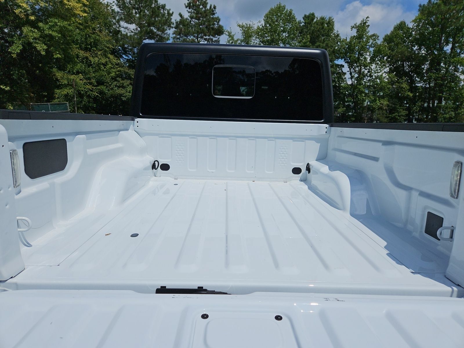 Used 2026 Jeep Gladiator Mojave AWD/4WD image 19