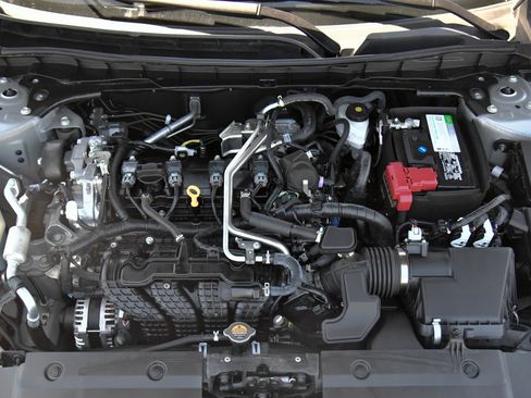 Used 2023 Nissan Altima 2.5 SV FWD image 42