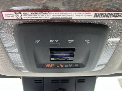 New 2027 Toyota Prius LE FWD image 25