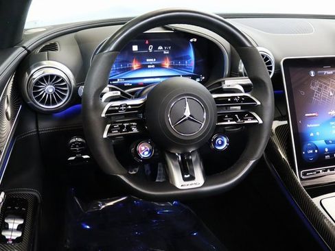 Used 2022 Mercedes-Benz SL 63 AMG 4MATIC image 20
