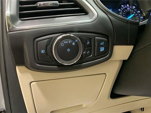 Certified 2024 Ford Edge Titanium image 32