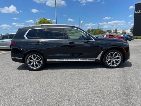 Used 2024 BMW X7 xDrive40i AWD/4WD image 9