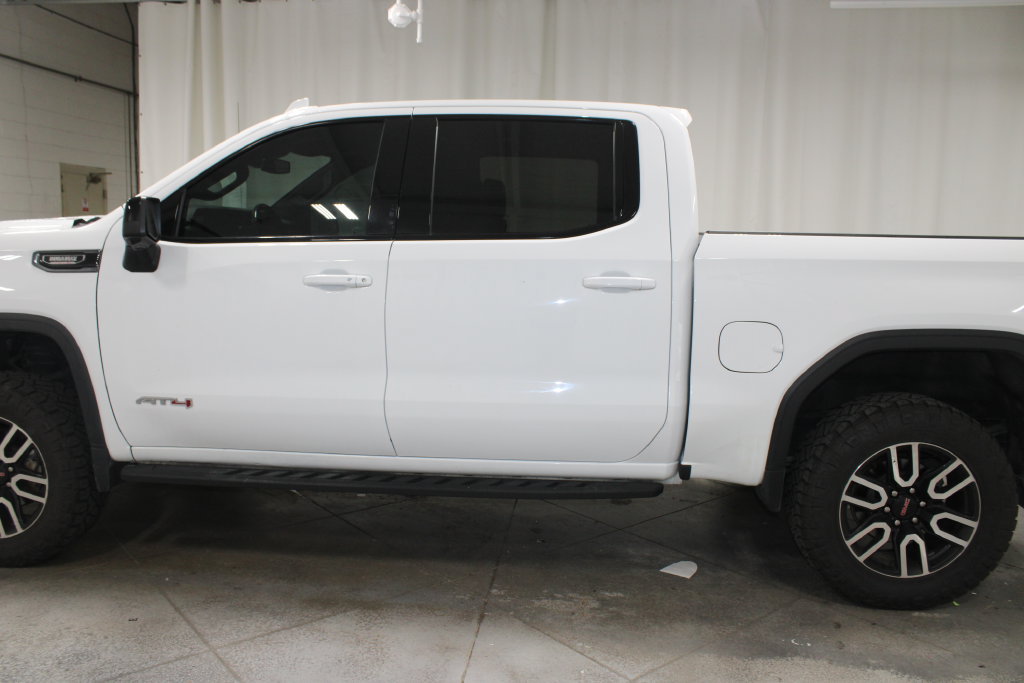 Used 2023 GMC Sierra 1500 AT4 w/ AT4 Preferred Package AWD/4WD image 6