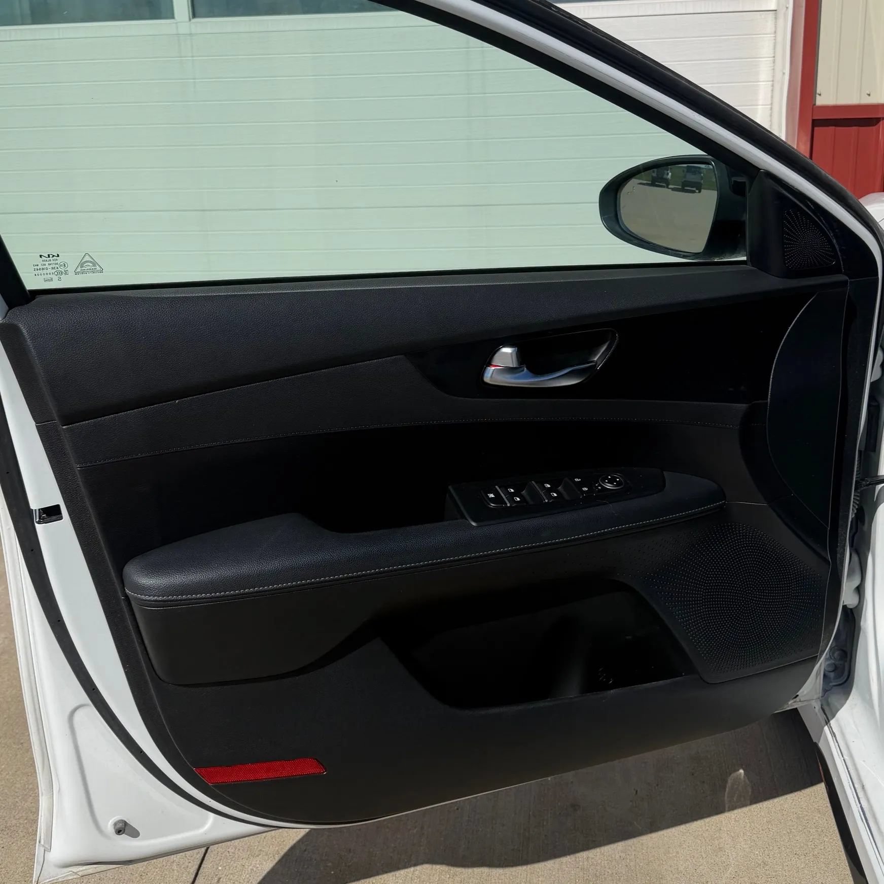 Used 2022 Kia Forte GT-Line FWD image 4