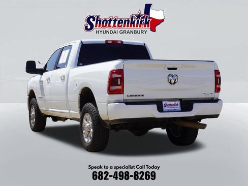 Used 2024 RAM 2500 Laramie AWD/4WD image 8