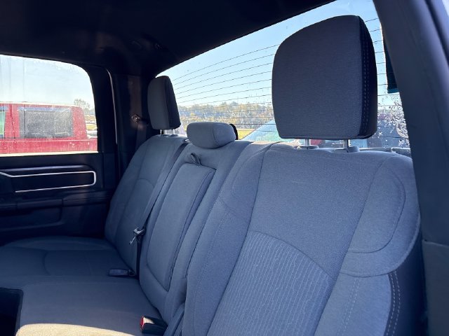 Used 2024 RAM 2500 Big Horn w/ Off Road Package AWD/4WD image 10