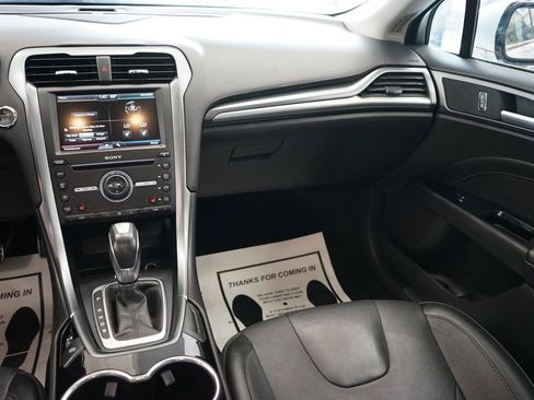 Used 2016 Ford Fusion Titanium FWD image 13