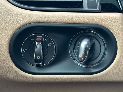 New 2026 Porsche Macan image 29