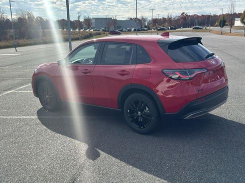 New 2026 Honda HR-V Sport image 8