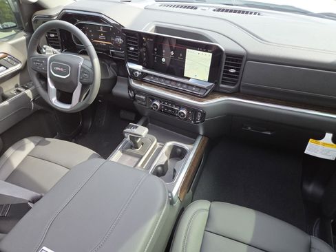 New 2026 GMC Sierra 1500 Elevation w/ Elevation Premium Package image 29