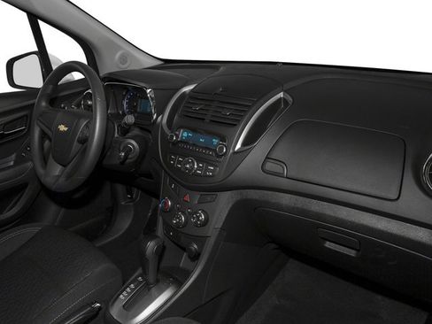 Used 2016 Chevrolet Trax LS FWD image 19