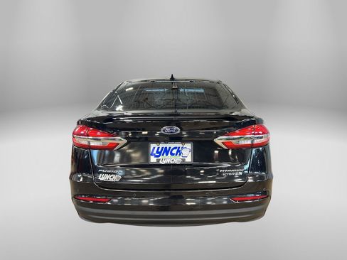 Used 2019 Ford Fusion Titanium image 7