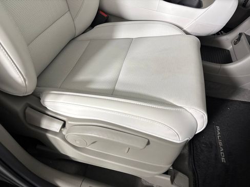 Used 2026 Hyundai Palisade SEL FWD image 31