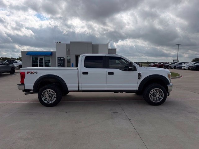 Used 2019 Ford F250 XL w/ Power Equipment Group AWD/4WD image 2