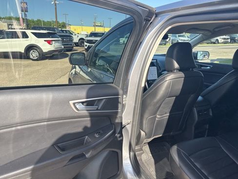 Used 2024 Ford Edge SEL image 34