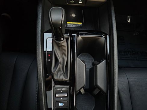 Used 2025 Honda Accord EX-L image 13