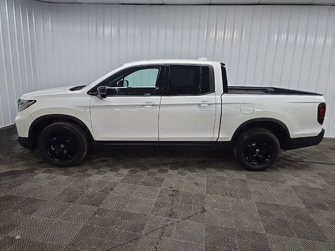 Used 2023 Honda Ridgeline Black Edition image 5