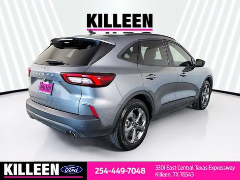 Used 2025 Ford Escape ST-Line w/ Tech Pack #1 FWD image 8