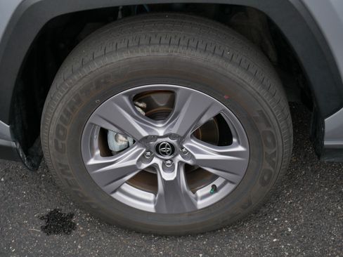 Certified 2025 Toyota RAV4 XLE AWD/4WD image 15