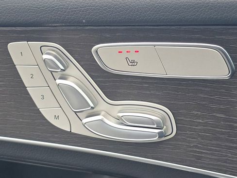 Certified 2022 Mercedes-Benz GLC 300 4MATIC image 7